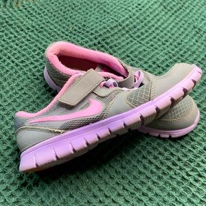 Nike Velcro Running Shoes